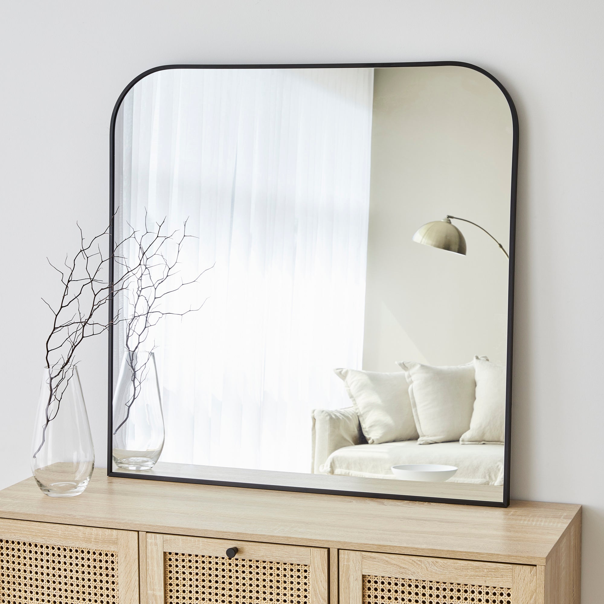 Ivy 90cm Rounded Mirror Black lifestyle image