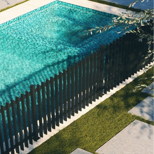 What’s the Difference Between Frameless, Semi-Frameless and Aluminium Pool Fencing?
