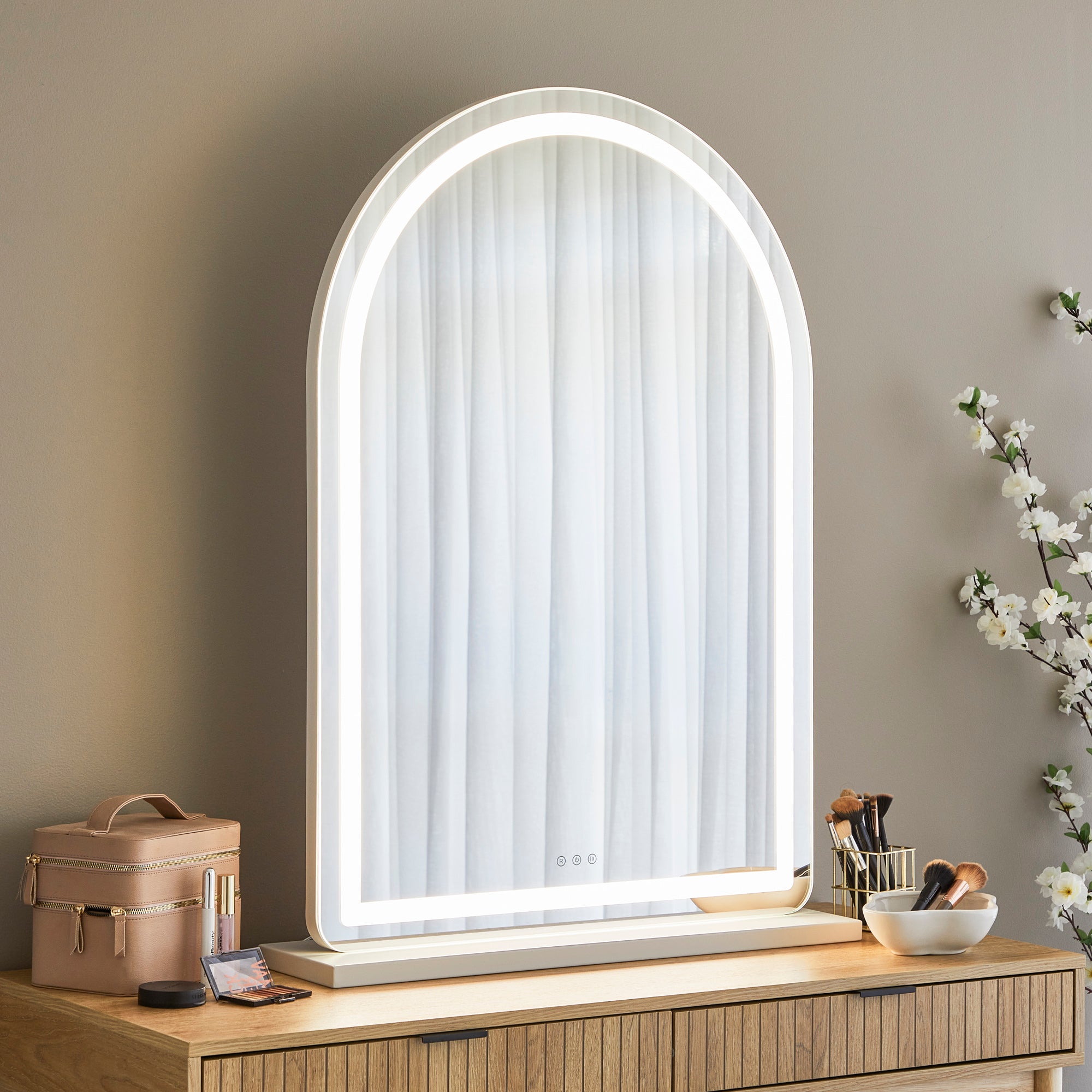 Luna 102cm Arch Front Illuminated Vanity Mirror White product image 6