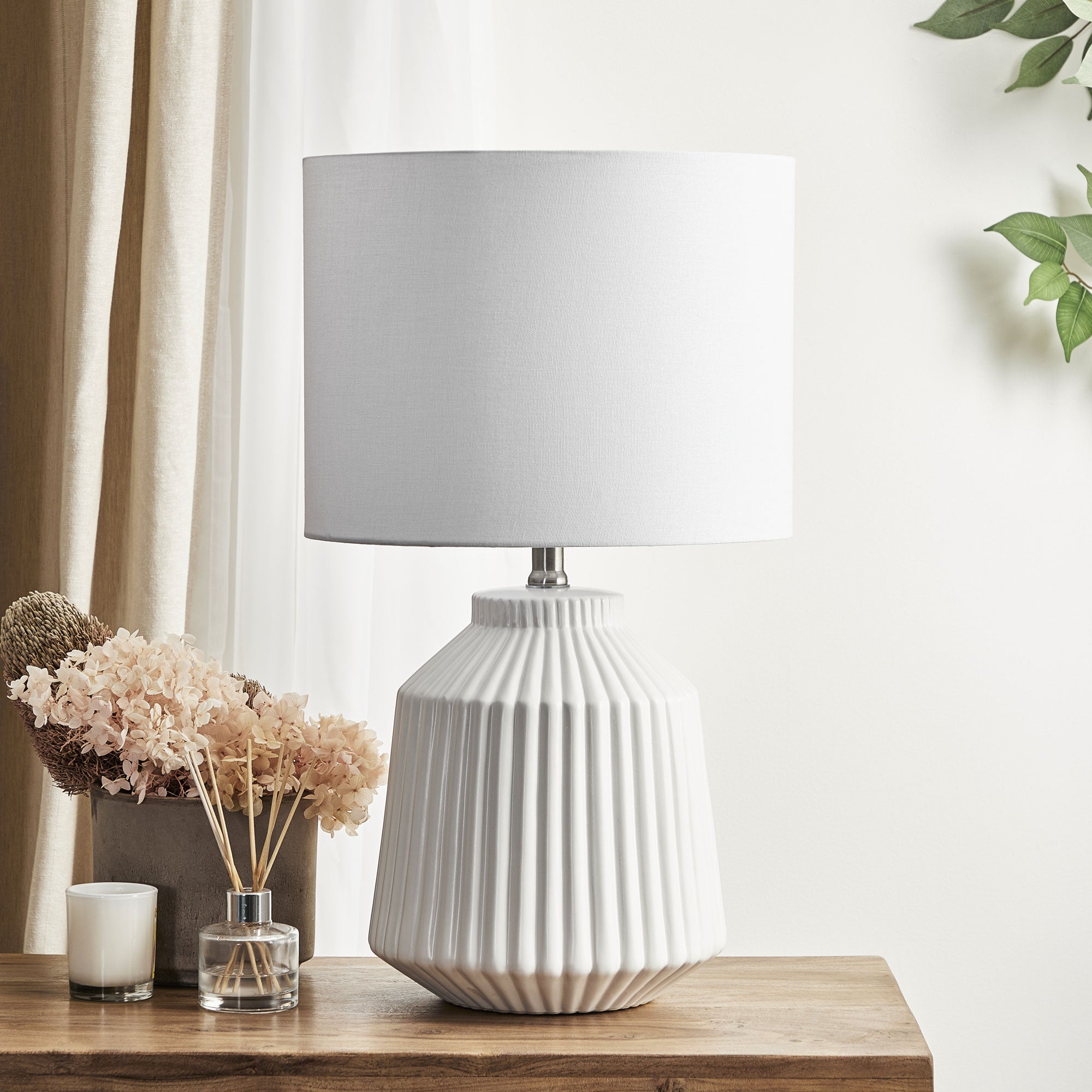 Pleat 57cm Modern Ceramic Table Lamp White product image 7