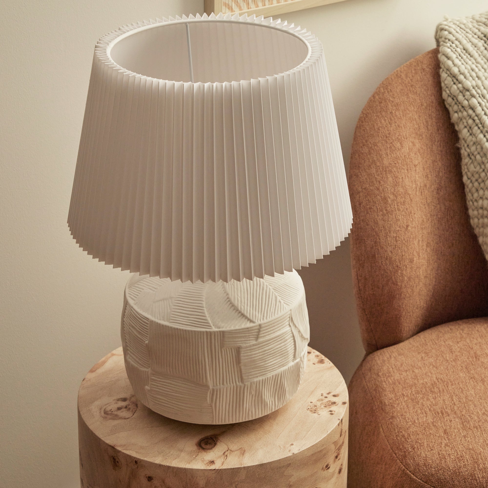 Cleo Table Lamp White product image 5