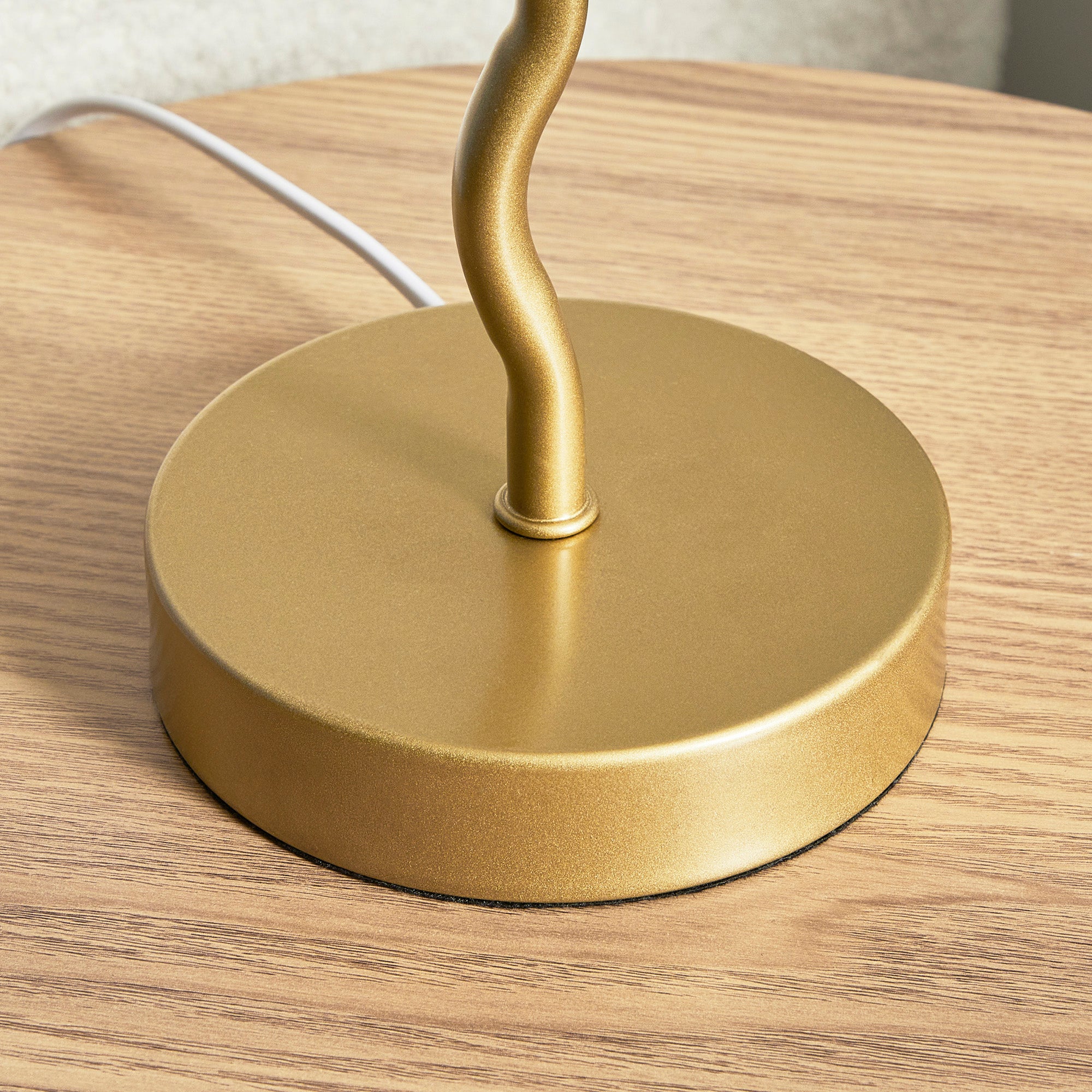 Lulu 48cm Squiggle Table Lamp Gold product image 7
