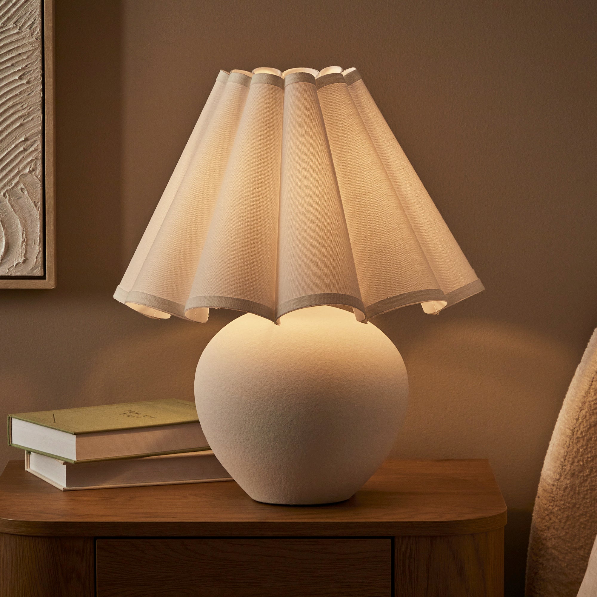 Amalie Table Lamp White product image 4
