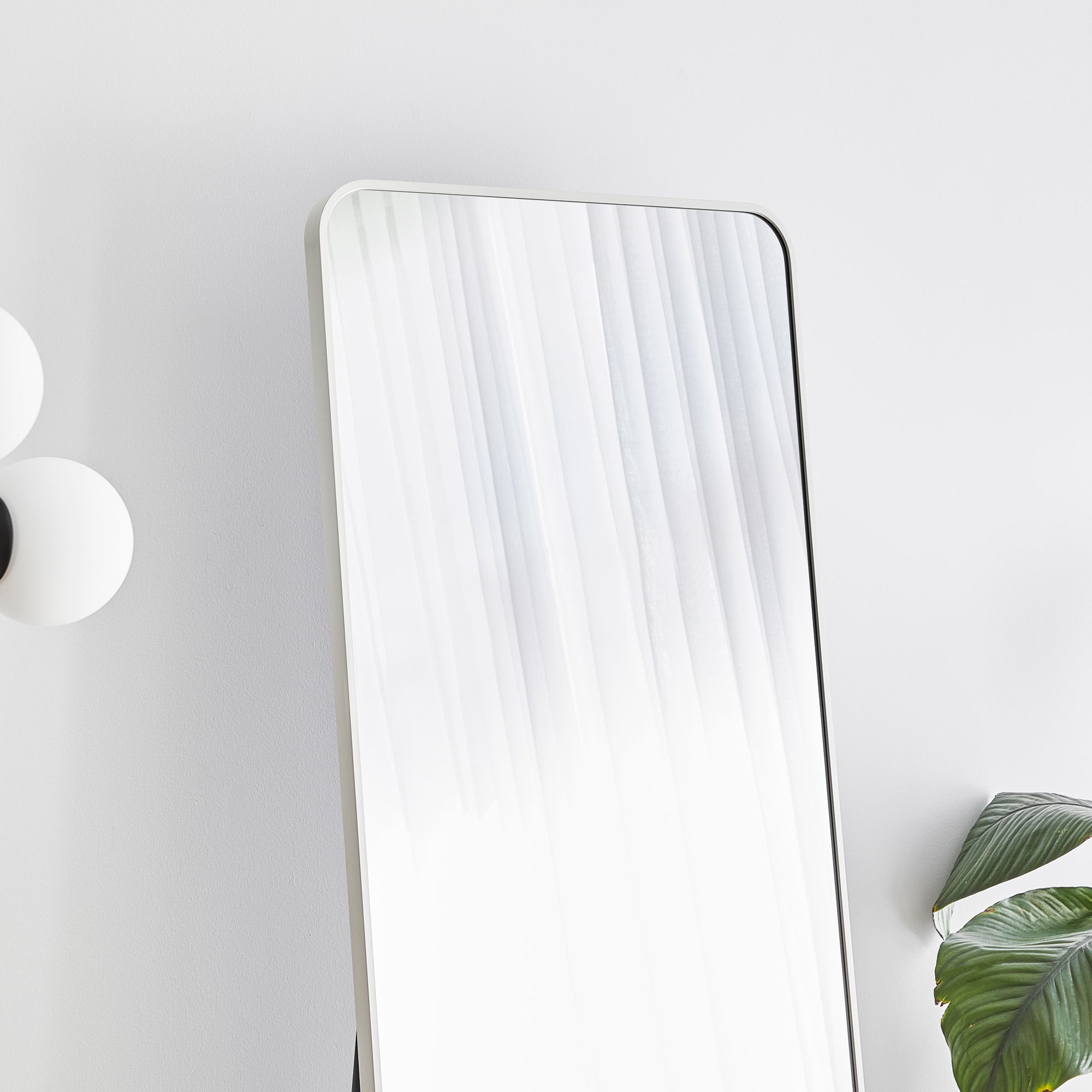 Elle 165cm Standing Full Length Rectangle Mirror White product image 4