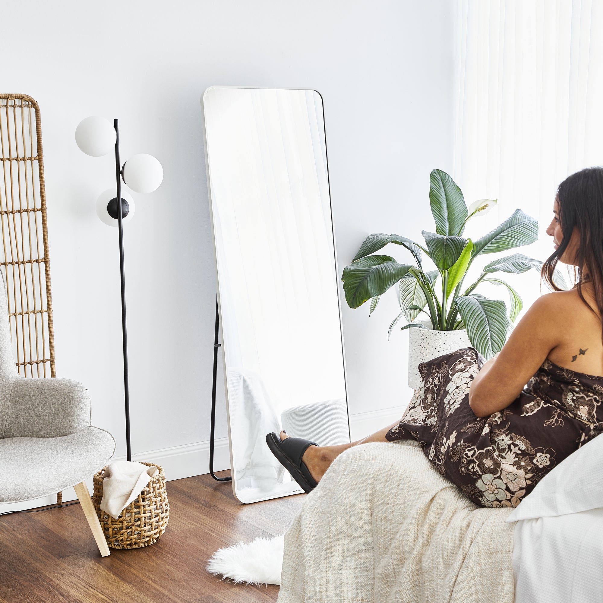 Elle 165cm Standing Full Length Rectangle Mirror White product image 6