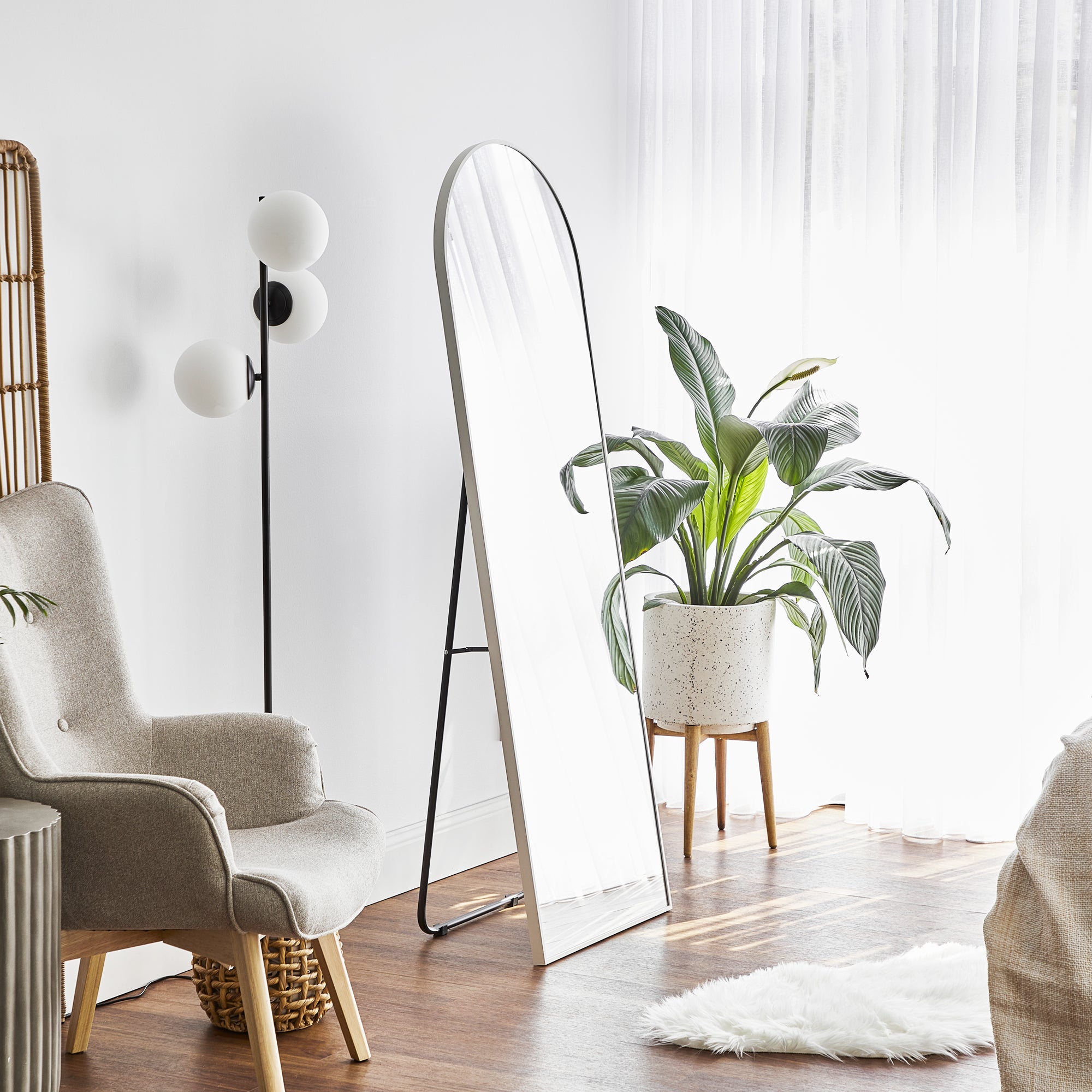 Cindy 165cm Arched Standing Full Length Mirror White product image 5