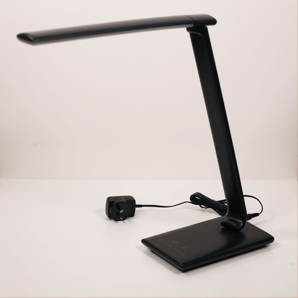 Luke Touch Dimming LED Lamp with USB Port Desk Lamp product image 3