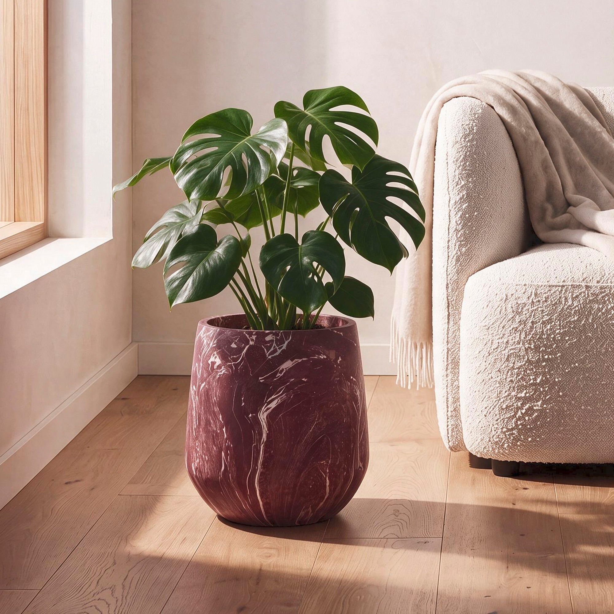 Ziggy Planter Red Marble Look (37cm) lifestyle image